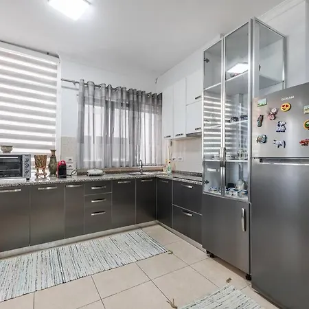 The Beachfront Bliss By Ps דירה