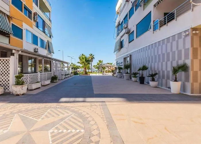 公寓 The Beachfront Bliss By Ps